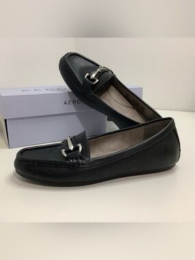 AEROSOLES Women’s Classic Black Leather Slip-On Loafer , Brand New